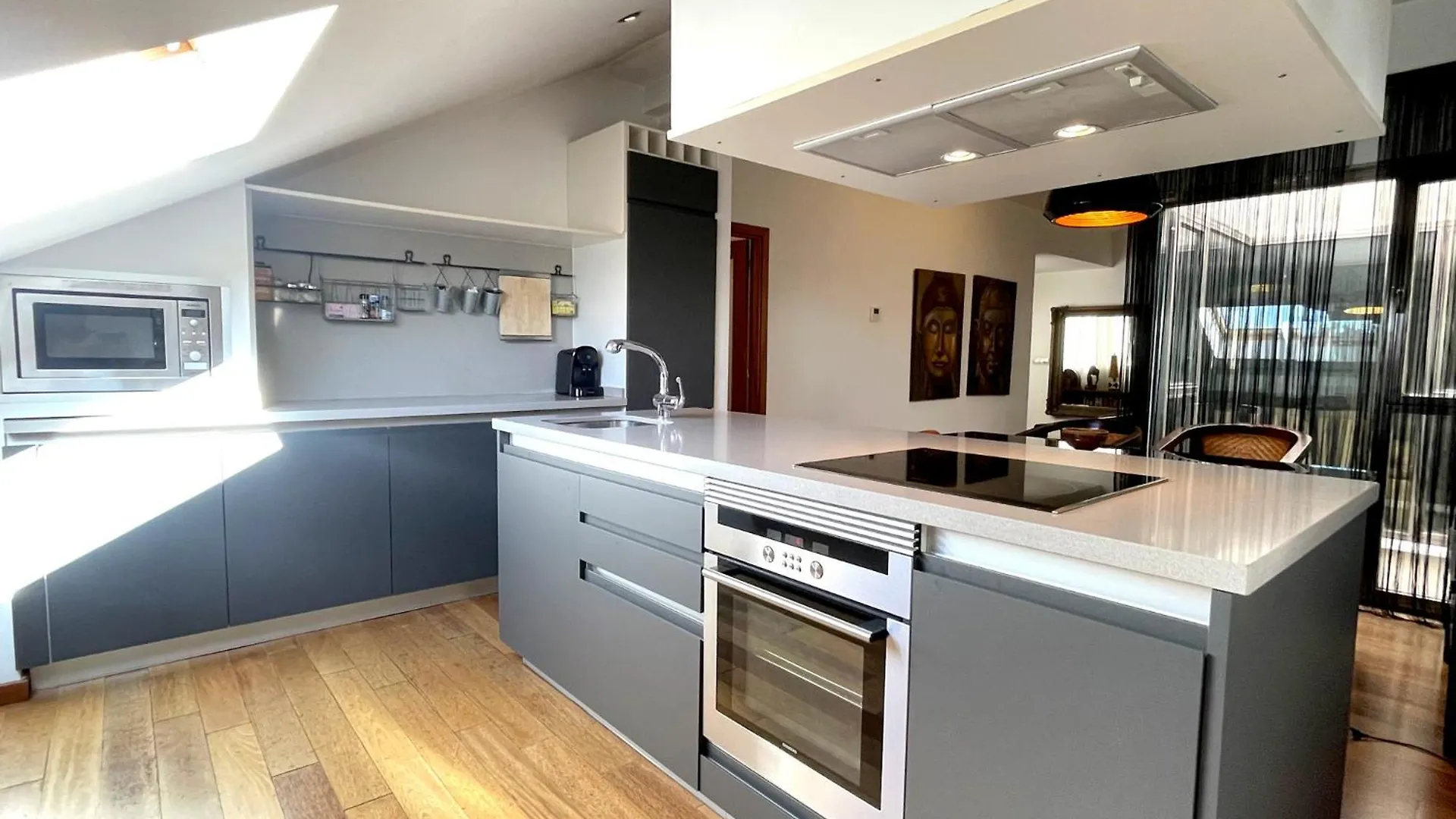 Apartment Atico En Plaza De La Constitucion 3 Bedrooms Malaga